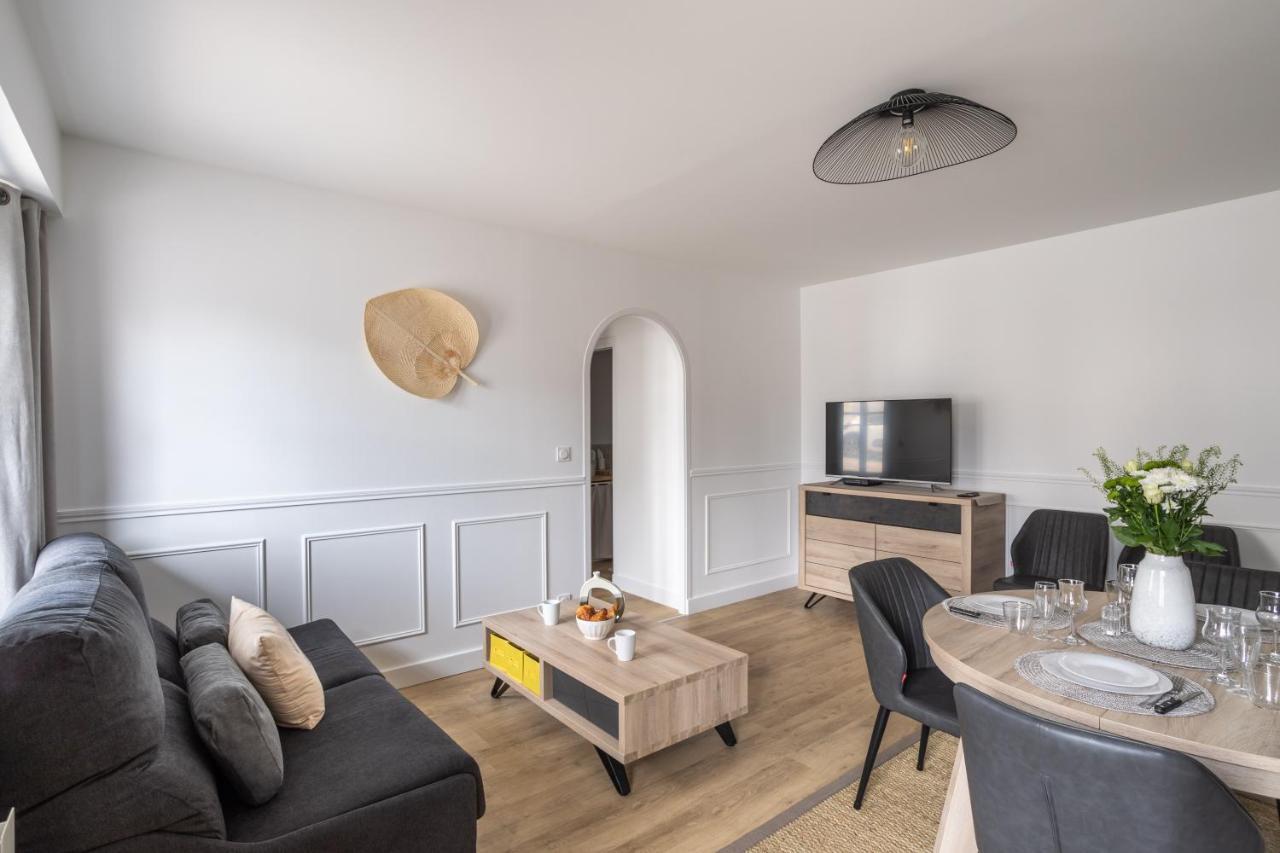 L'Eucalyptus - Charmant Appartement De 52M2 ディナール エクステリア 写真